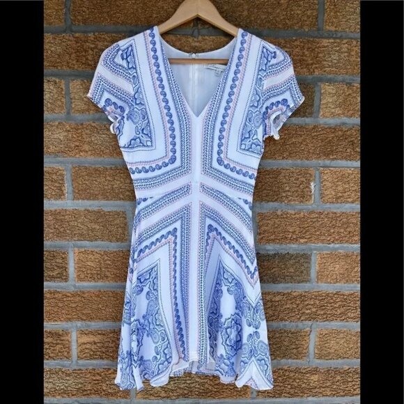 Lovers + Friends Cassidy Dress in Bella Scarf XS - Picture 4 of 11